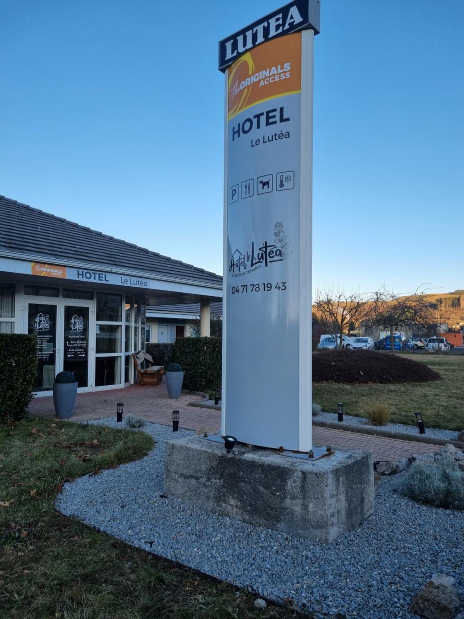 The Originals Access, Hotel Le Lutea Riom-es-Montagnes Exterior photo